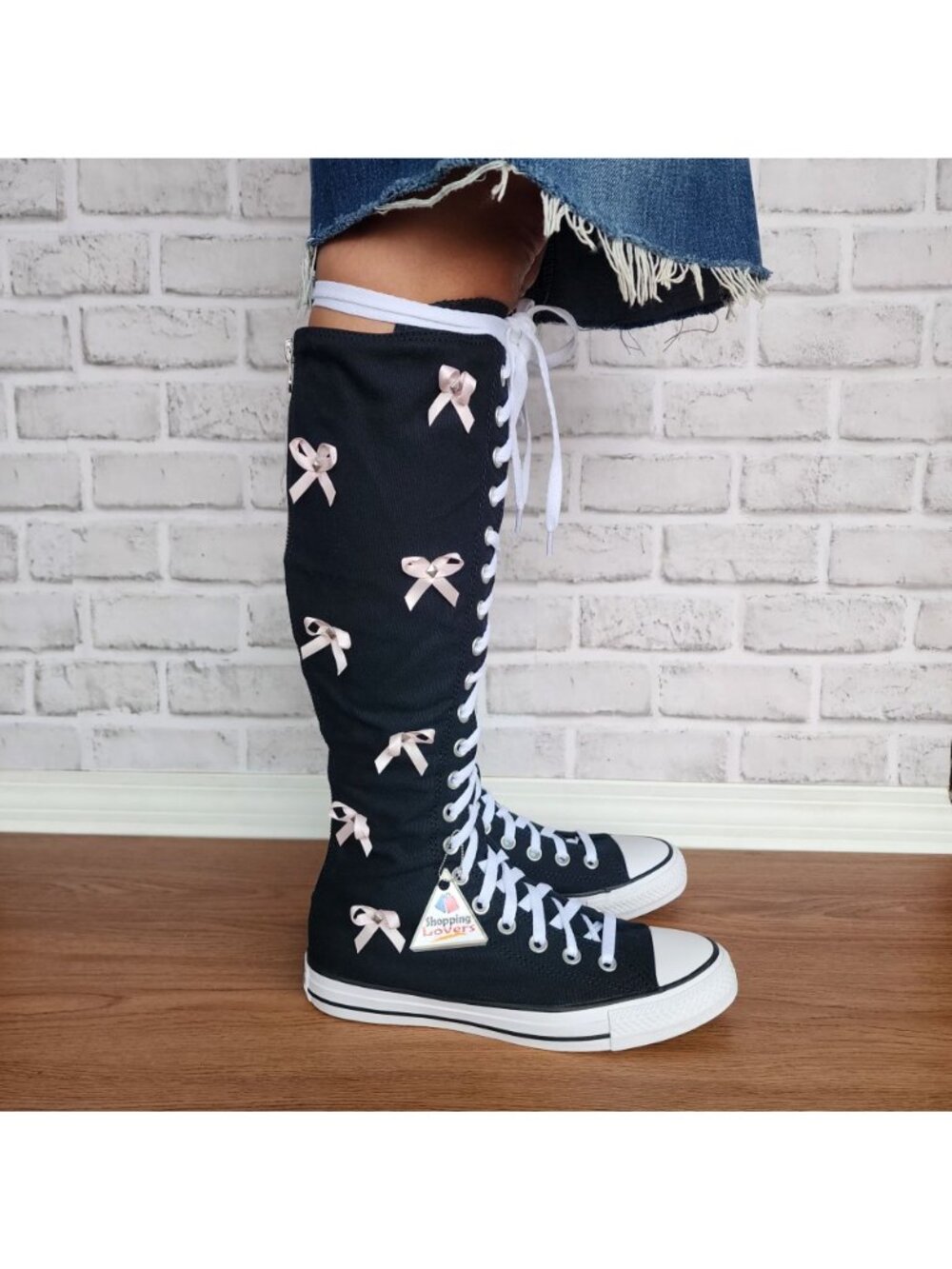 ⭐Converse Chuck Taylor XXHi Bows & Studs 9 Women's Boots Sneakers Black A17684C - Picture 5 of 11